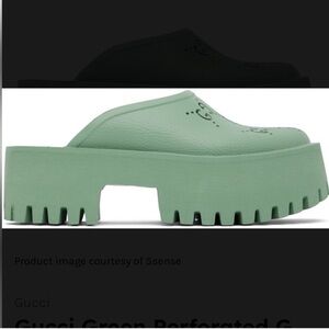 Women’s gucci clogs